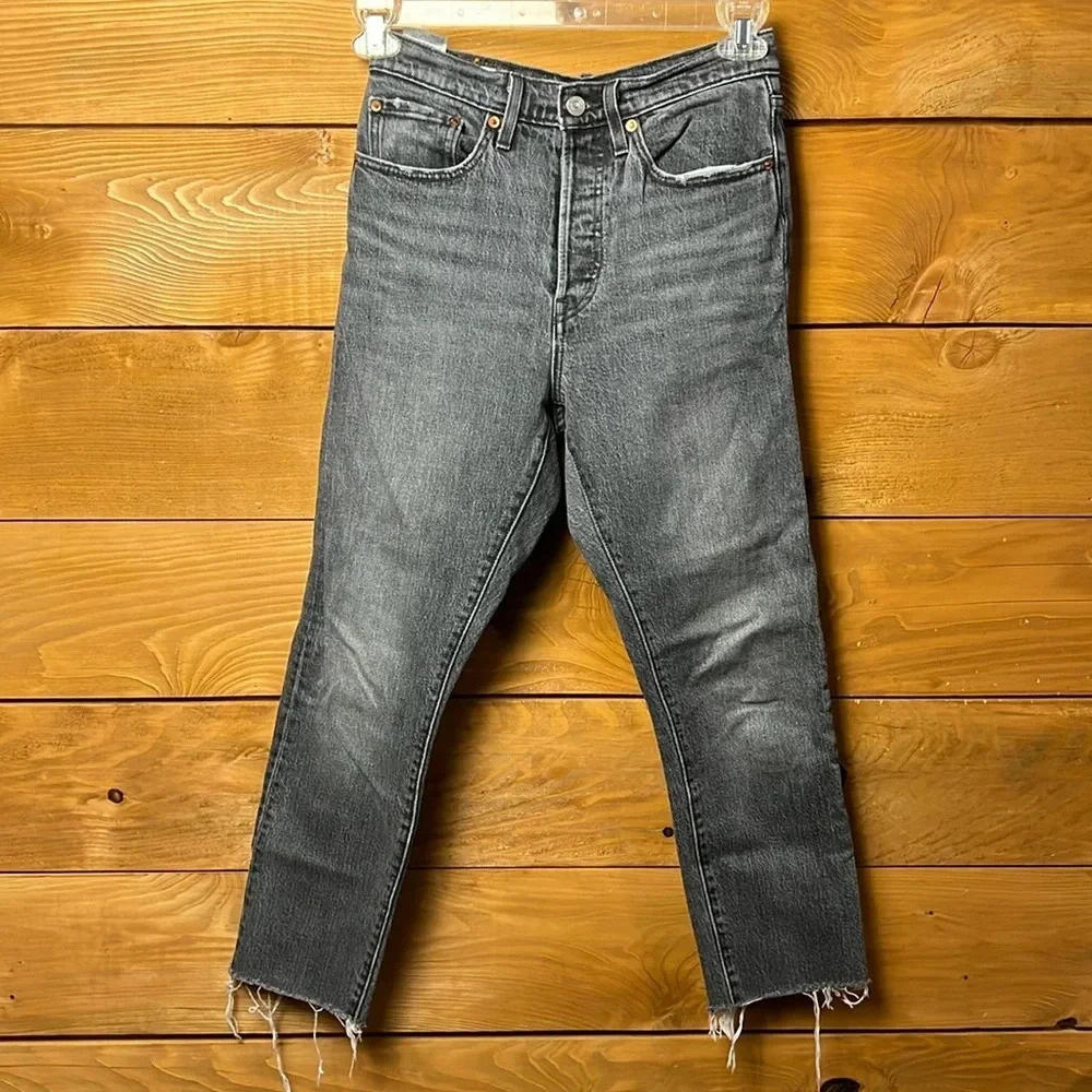 Levi’s premium 501S skinny women’s button fly jeans denim 27x30 faded black Y2K‎